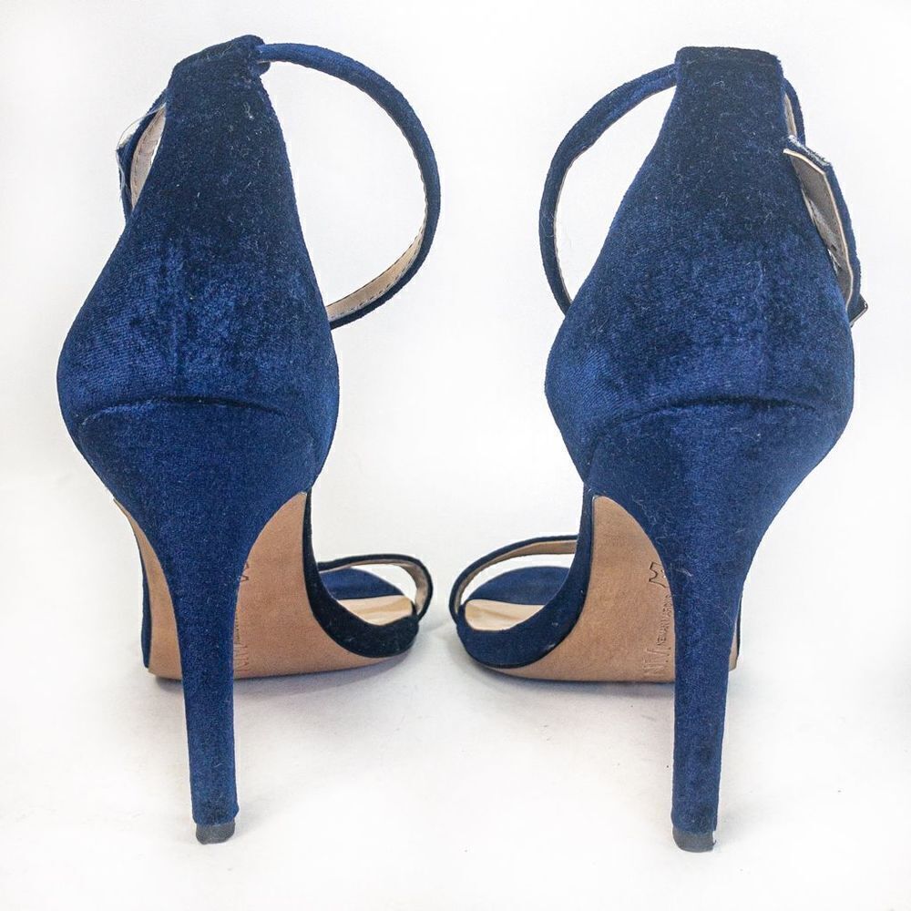 Neiman Marcus Blue Velvet Strappy Stiletto Sandals Heels Sz 8.5M - Picture 5 of 10